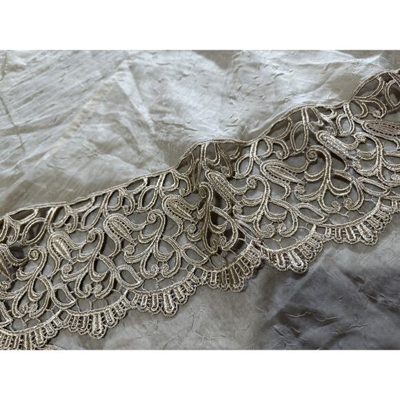 2 Sheer Arched Valances Short Window Curtains Light Brown Intricate Lace Trim - Picture 4 of 7